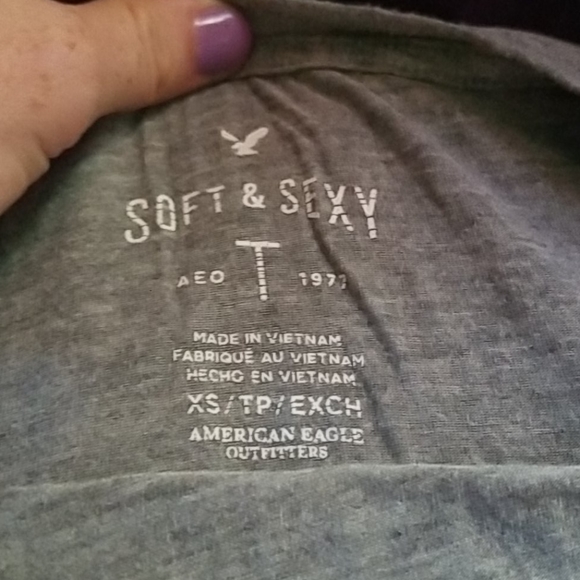 Grey "Hug Me Cactus" shirt - Picture 3 of 4